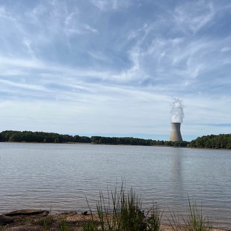 Harris Lake Peninsula Trail