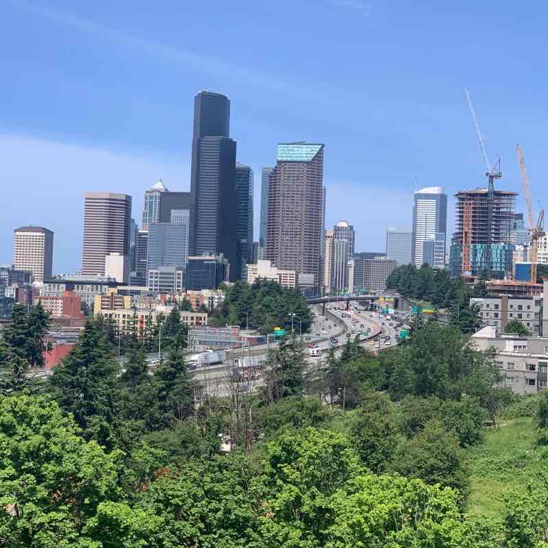 Scenic Seattle’s City Rizal bridge loop walk