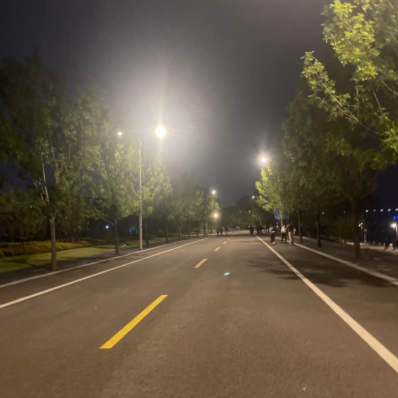 南京滨江风光带步行道