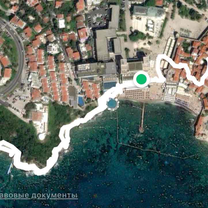 Тропа вдоль моря к пляжу Могрен