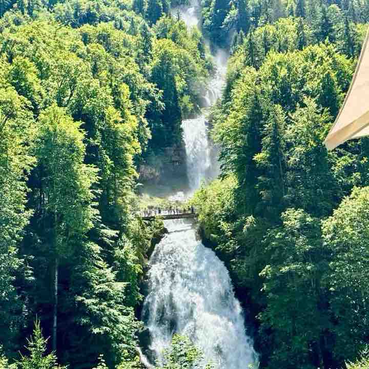 Iseltwald - Giessbachfälle