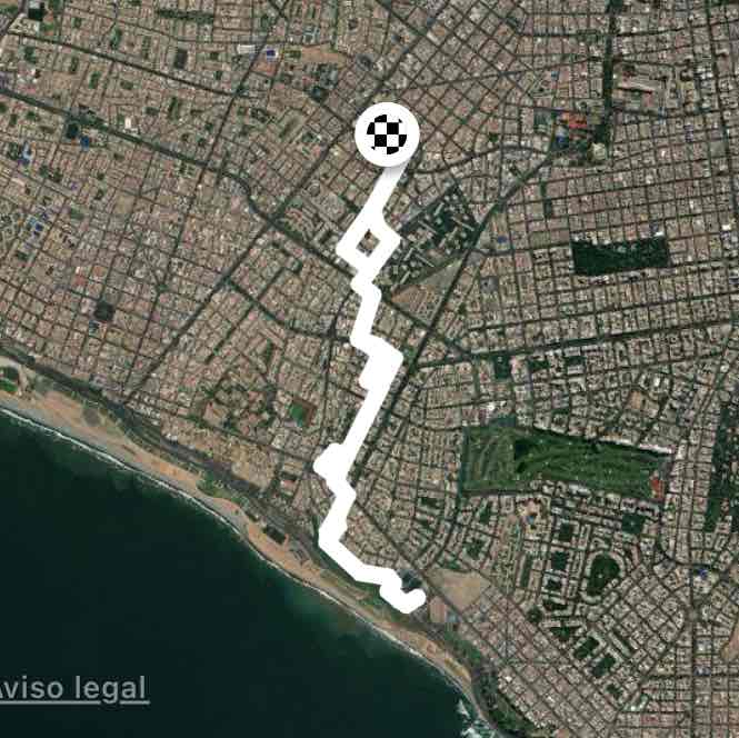 Cruzando San Isidro desde Jesús Maria a Miraflores