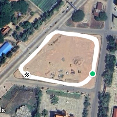 Route near Stueng Traeng Sangkat